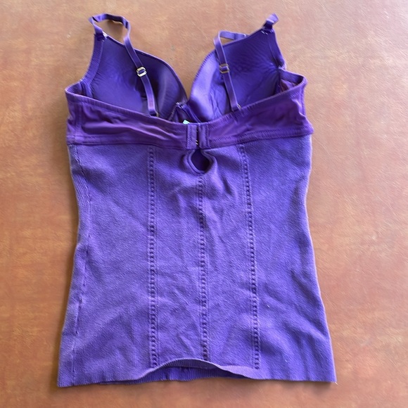 Guess Tank Top - Picture 2 of 3